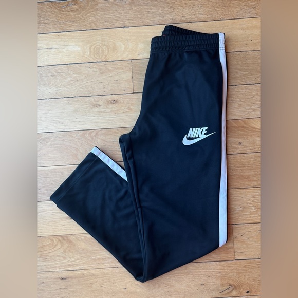 Nike Black and White Joggers - Picture 1 of 4